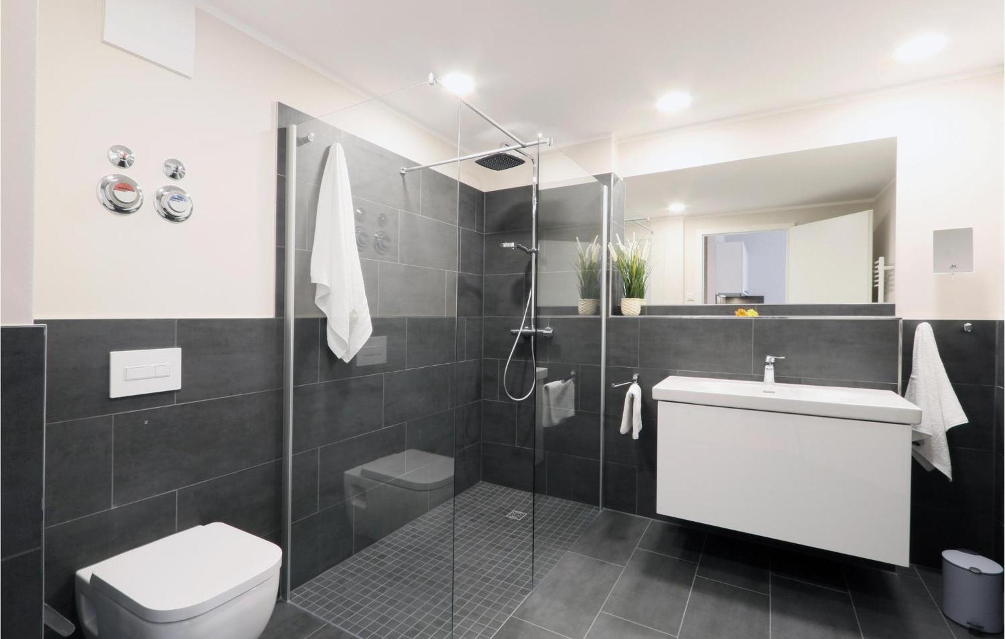 Baltischer Hof Apartment 24 บอลเทินฮาเกิน ภายนอก รูปภาพ